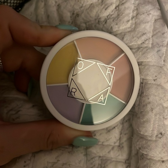 Ofra Concealer Magic Roulette - Picture 1 of 1